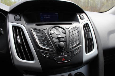 Used 2014 Ford Focus SE w/ Equipment Group 201A image 28