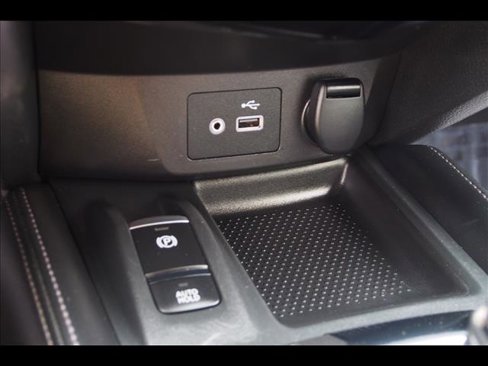 Used 2019 Nissan Rogue SL image 29