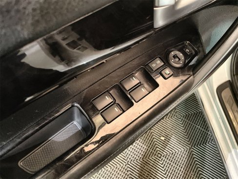 Used 2014 Kia Sorento SX image 21
