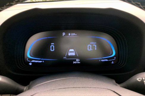 Used 2023 Hyundai Venue SEL image 24