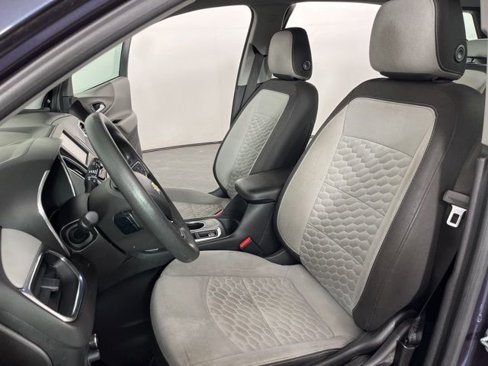 Used 2018 Chevrolet Equinox LS image 18
