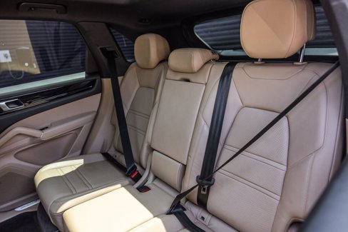Certified 2019 Porsche Cayenne image 17