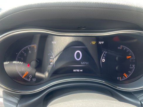 Used 2018 Jeep Grand Cherokee High Altitude image 3