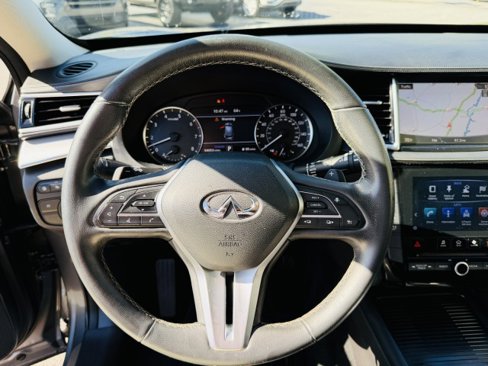Used 2019 INFINITI QX50 Essential w/ Premium Audio Package image 13