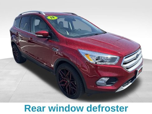 Used 2019 Ford Escape Titanium image 9