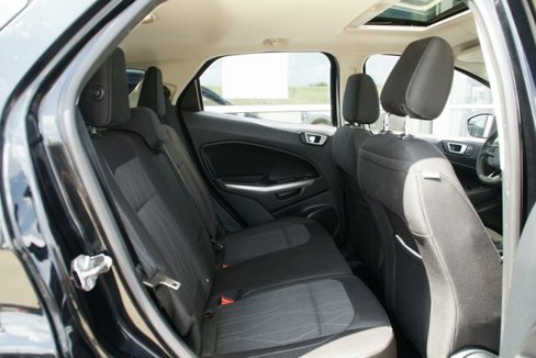 Used 2018 Ford EcoSport SE image 28