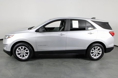 Used 2021 Chevrolet Equinox LS w/ LS Convenience Package image 8
