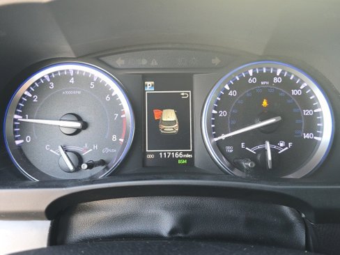 Used 2018 Toyota Highlander XLE image 24