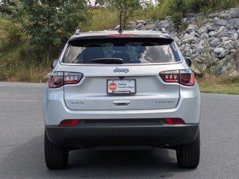 New 2025 Jeep Compass Limited image 6