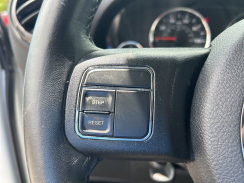 Used 2018 Jeep Wrangler Sport image 35