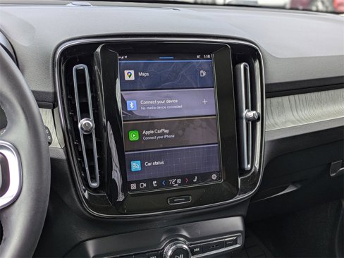 Used 2023 Volvo XC40 B5 Plus w/ Driver Assist Package image 21
