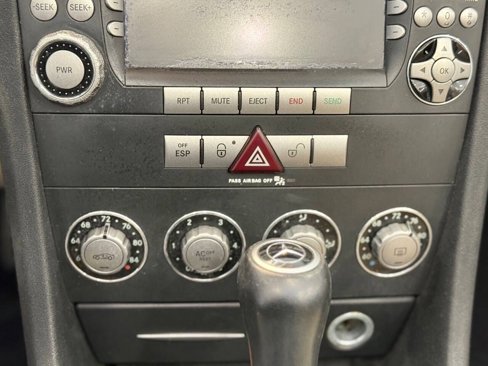 Used 2005 Mercedes-Benz SLK 350 image 11
