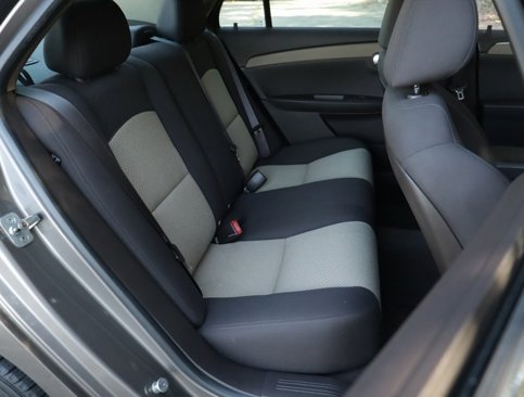 Used 2010 Chevrolet Malibu LS image 23