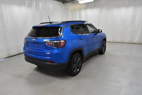 Used 2022 Jeep Compass Latitude image 5