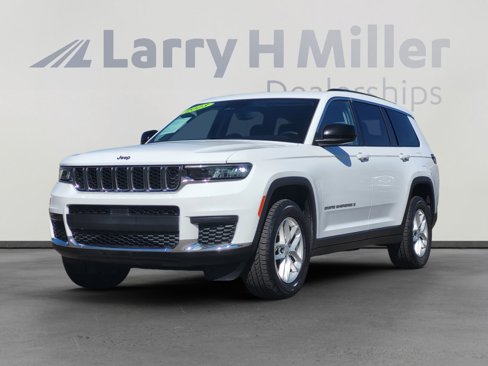Certified 2023 Jeep Grand Cherokee L Laredo image 1