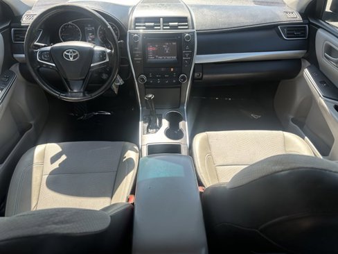 Used 2016 Toyota Camry SE image 22