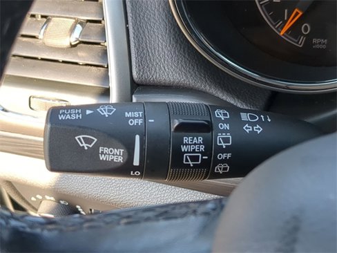 Used 2021 Jeep Grand Cherokee Laredo image 24