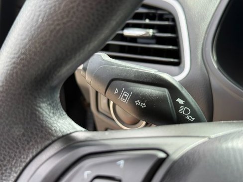 Used 2023 Ford Edge SE w/ Black Appearance Package image 32