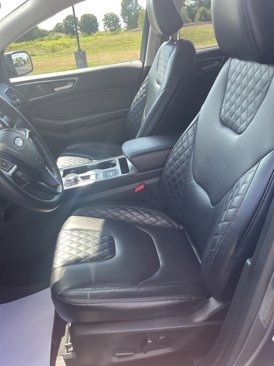 Used 2024 Ford Edge Titanium image 11