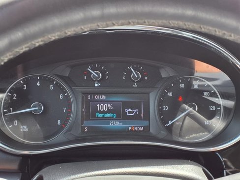 Used 2022 Buick Encore Preferred w/ Safety Package image 24
