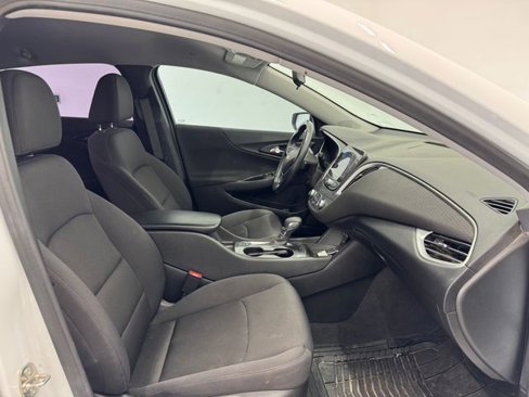 Used 2022 Chevrolet Malibu RS image 15