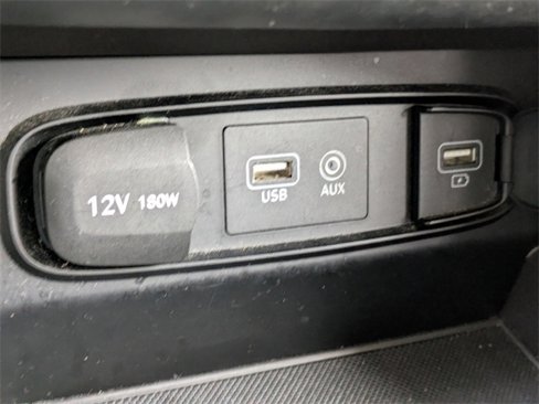 Used 2020 Hyundai Santa Fe SE image 22
