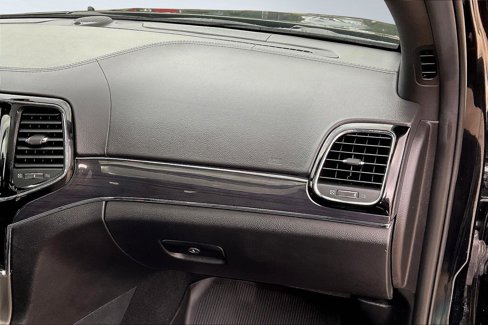 Used 2019 Jeep Grand Cherokee Overland image 19