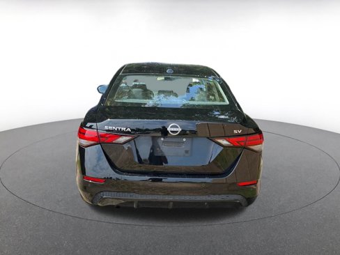 Used 2024 Nissan Sentra SV image 10