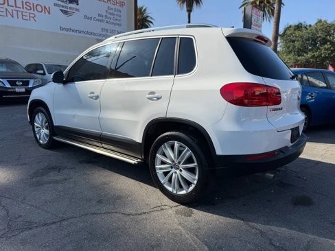Used 2014 Volkswagen Tiguan SE image 8