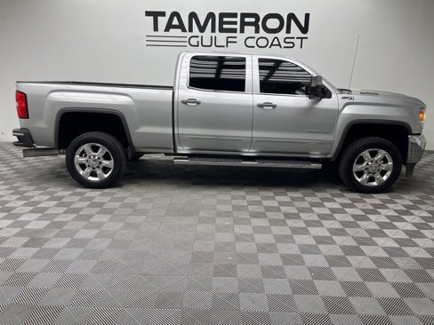 Used 2017 GMC Sierra 2500 SLT w/ Duramax Plus Package image 3
