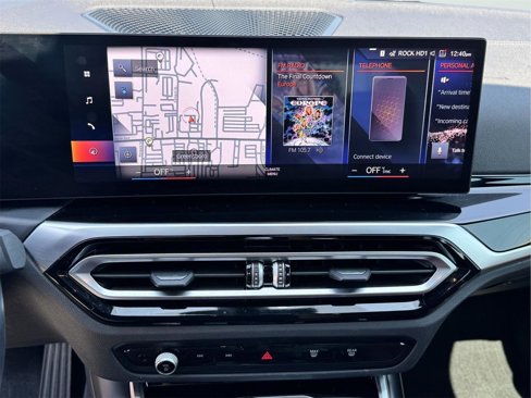 Used 2022 BMW i4 eDrive40 image 39