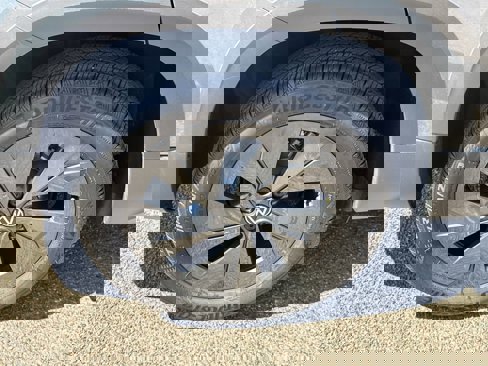 Certified 2025 Volkswagen Taos S image 2