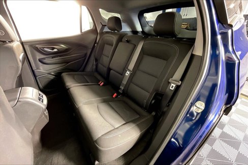 Used 2022 GMC Terrain SLE image 36