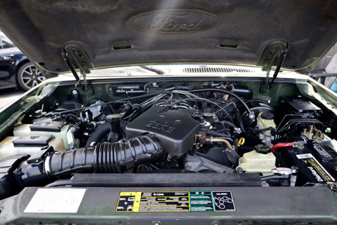 Used 2004 Ford Explorer Sport Trac XLT image 14