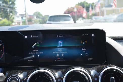 Used 2021 Mercedes-Benz GLA 250 4MATIC image 17