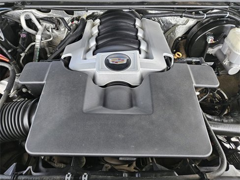 Used 2015 Cadillac Escalade Luxury image 31