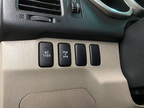 Used 2004 Toyota 4Runner Limited image 11