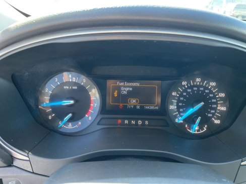 Used 2013 Ford Fusion SE image 24