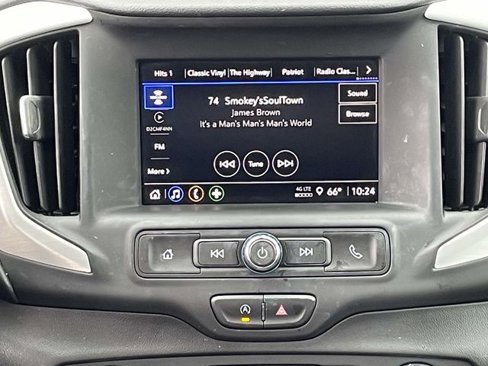 Used 2023 GMC Terrain SLE w/ Driver Convenience Package image 22