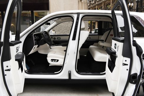 Certified 2023 Rolls-Royce Cullinan w/ Cullinan Package image 8