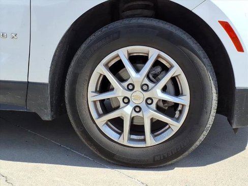 Used 2022 Chevrolet Equinox LT image 8