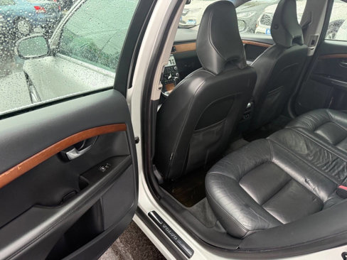 Used 2010 Volvo S80 3.2 image 16