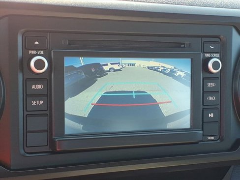 Used 2016 Toyota Tacoma SR image 21