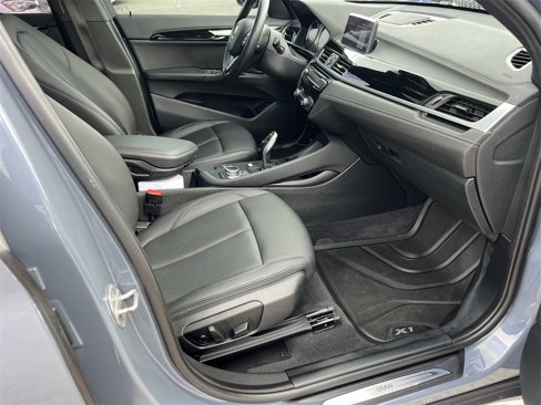 Used 2021 BMW X1 xDrive28i w/ Convenience Package image 11