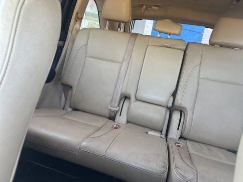 Used 2017 Toyota Highlander XLE image 12