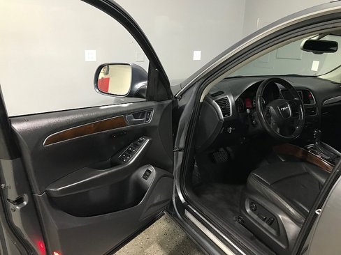 Used 2012 Audi Q5 2.0T Premium Plus image 9