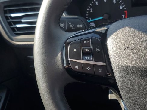 Used 2022 Ford Escape SEL image 19