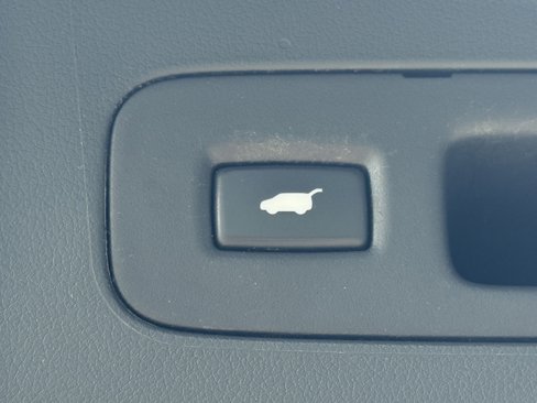 Used 2016 Honda CR-V Touring image 10