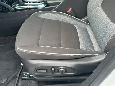 Used 2024 Chevrolet TrailBlazer LT w/ Convenience Package image 15
