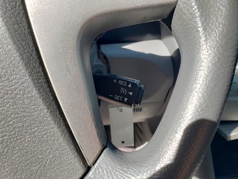 Used 2010 Toyota Camry image 17